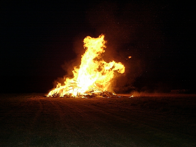 Osterfeuer 14.4.2001